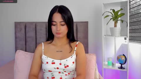  Sophie  online show from 03-06-25, 07:32