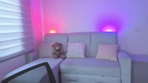 Sophie  online show from 05-26-26, 02:57
