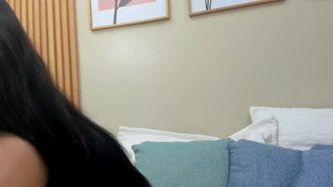 S O P H I E online show from 05-26-26, 07:54