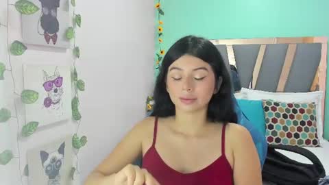 S O P H I E online show from 07-15-26, 08:58