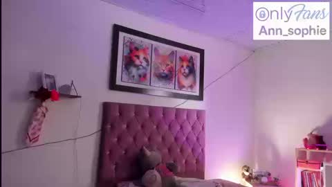 sophie doll online show from 09-23-25, 02:53