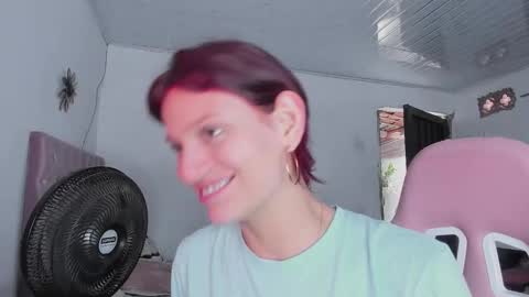 Snapshot of sophie_dolly_ chatting on 02-24-26, 06:28 sophie doll online show from 02-24-26, 06:28