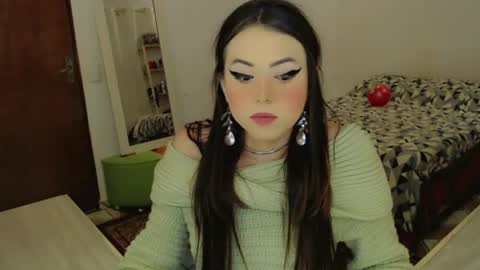 Sophie Fantasys online show from 06-22-26, 04:20
