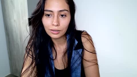 Snapshot of sophie_foxxx chatting on 02-01-25, 10:23 Sophie online show from 02-01-25, 10:23