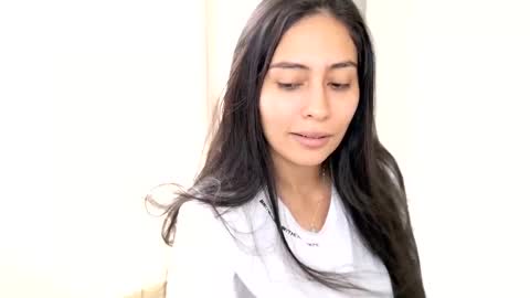 Snapshot of sophie_foxxx chatting on 02-12-25, 06:51 Sophie online show from 02-12-25, 06:51