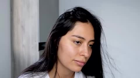 Snapshot of sophie_foxxx chatting on 02-12-25, 09:54 Sophie online show from 02-12-25, 09:54