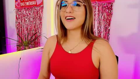 Snapshot of sophie_janner chatting on 02-15-26, 12:40 SOPHIE JANNER online show from 02-15-26, 12:40