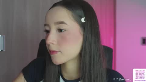 Snapshot of sophie_lii chatting on 09-19-25, 09:15 Sophie or Sof online show from 09-19-25, 09:15
