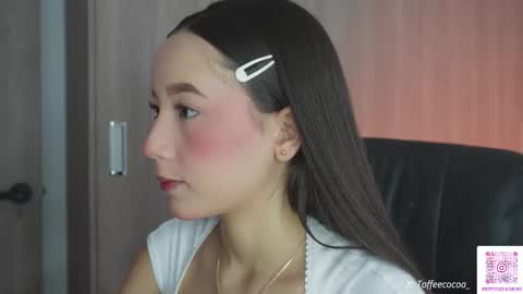 Snapshot of sophie_lii chatting on 09-24-25, 07:17 Sophie or Sof online show from 09-24-25, 07:17