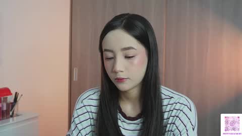 Snapshot of sophie_lii chatting on 02-12-26, 10:27 Sophie or Sof online show from 02-12-26, 10:27