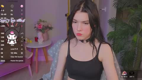 sophie_nomenal_ online show from 10-03-25, 09:56