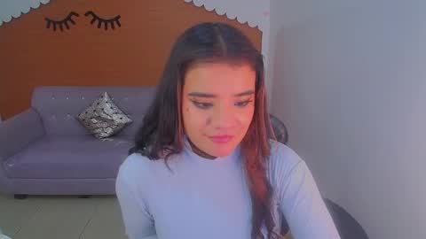 Snapshot of sophie_t_ chatting on 03-08-25, 07:16 Sofia online show from 03-08-25, 07:16