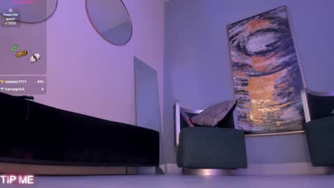 Snapshot of sophiebarnett_ chatting on 05-15-26, 11:45 Sophie online show from 05-15-26, 11:45