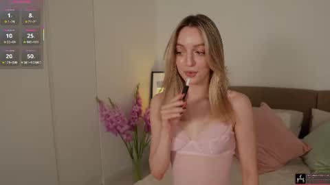 sophiebelll online show from 06-16-26, 11:02