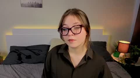 Snapshot of sophieblush chatting on 07-02-26, 06:19 Sophia online show from 07-02-26, 06:19