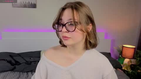 Snapshot of sophieblush chatting on 07-03-26, 09:59 Sophia online show from 07-03-26, 09:59