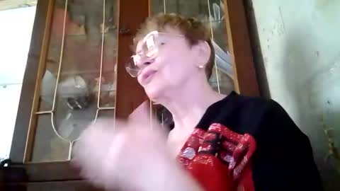 SophieBurnsX online show from 06-07-26, 09:57