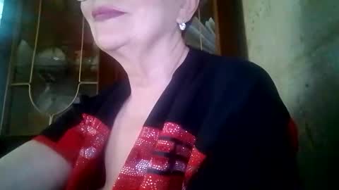 SophieBurnsX online show from 06-09-26, 12:28