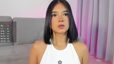 Snapshot of sophiecb chatting on 06-09-26, 02:50 sophie online show from 06-09-26, 02:50