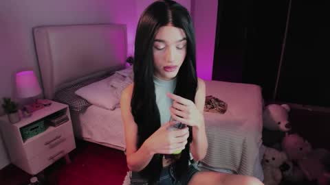    online show from 09-23-25, 02:58