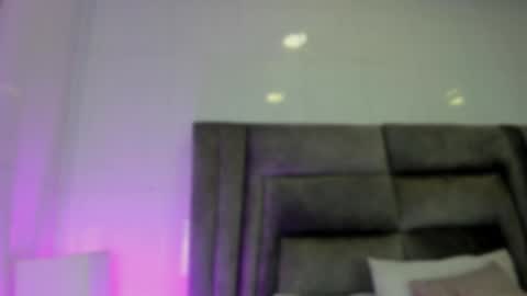 Sophie  online show from 01-13-26, 10:42