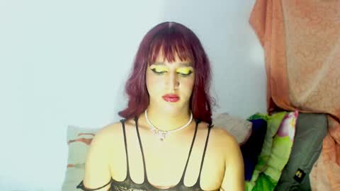 sophiehillsxo online show from 01-31-25, 05:09