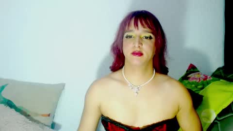 sophiehillsxo online show from 02-18-25, 12:59