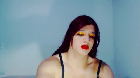 Snapshot of sophiehillsxo chatting on 07-23-26, 05:27 sophiehillsxo online show from 07-23-26, 05:27