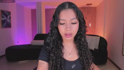 Sophie Houston online show from 12-04-25, 04:22