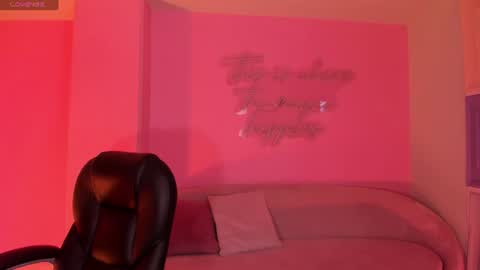 Sophie Houston online show from 07-07-26, 02:03