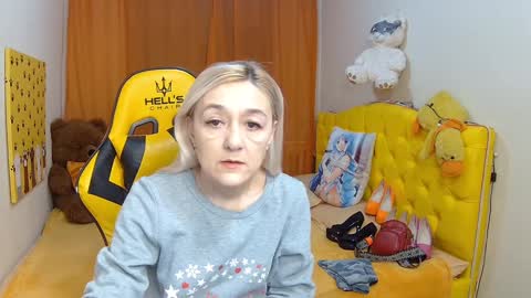 sophiekittyy online show from 02-01-25, 07:15