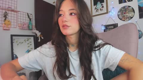 Sophie online show from 01-22-25, 03:41