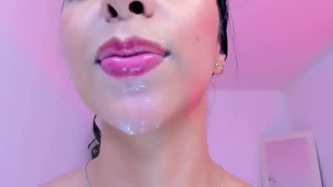 sophierooy online show from 05-15-26, 06:48
