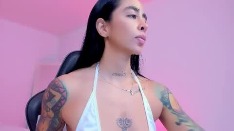 sophierooy online show from 07-24-26, 01:42