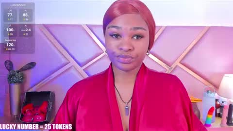 Sophie online show from 07-24-26, 12:03
