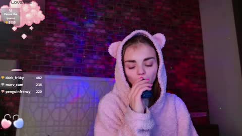 Sophie and my bestie Mandy    online show from 12-07-24, 05:42