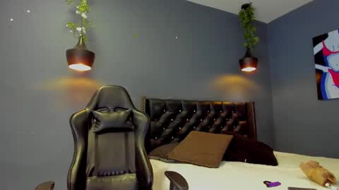 Snapshot of sophiietaylor_ chatting on 01-11-25, 08:32 Sophie Taylor online show from 01-11-25, 08:32