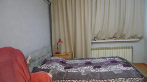 Snapshot of sophilorens chatting on 11-27-25, 10:28 Sophi online show from 11-27-25, 10:28