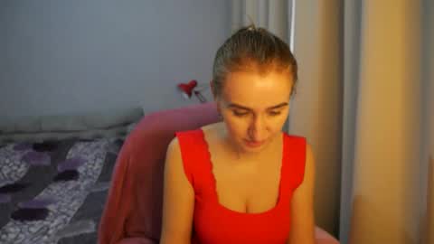 Snapshot of sophilorens chatting on 02-19-26, 01:51 Sophi online show from 02-19-26, 01:51