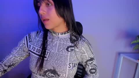 Snapshot of sophy_smilesweet chatting on 01-02-25, 11:52 SOPHY ROGERS online show from 01-02-25, 11:52
