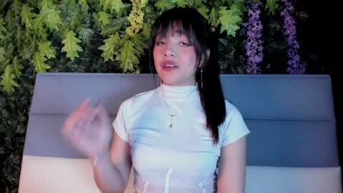 Snapshot of sophy_smilesweet chatting on 01-28-25, 02:42 SOPHY ROGERS online show from 01-28-25, 02:42