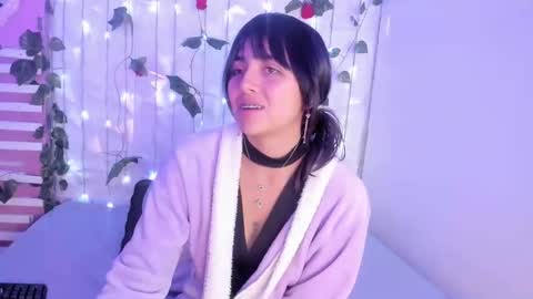 Snapshot of sophy_smilesweet chatting on 01-31-25, 11:46 SOPHY ROGERS online show from 01-31-25, 11:46