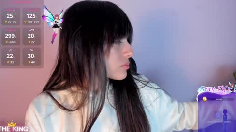 Snapshot of sophy_smilesweet chatting on 02-05-25, 11:44 SOPHY ROGERS online show from 02-05-25, 11:44