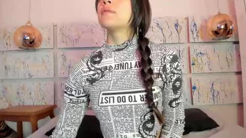 Snapshot of sophy_smilesweet chatting on 02-19-25, 11:38 SOPHY ROGERS online show from 02-19-25, 11:38