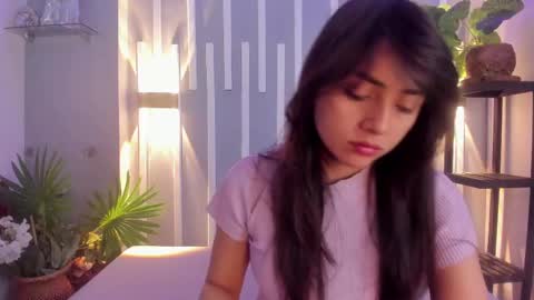 Snapshot of sophy_smilesweet chatting on 03-04-25, 11:40 SOPHY ROGERS online show from 03-04-25, 11:40