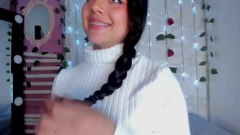 Snapshot of sophy_smilesweet chatting on 03-07-25, 06:00 SOPHY ROGERS online show from 03-07-25, 06:00