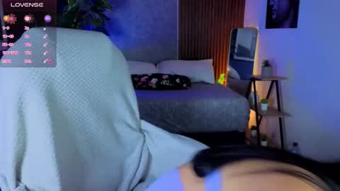 Snapshot of sophyadams_ chatting on 03-16-26, 07:18 Sophy online show from 03-16-26, 07:18