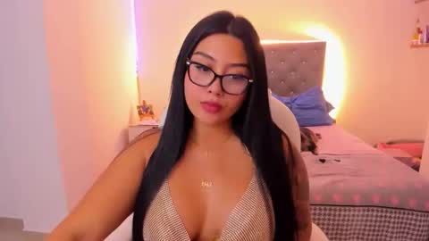 Snapshot of sophybunny69 chatting on 03-26-26, 09:09 Sophy Bunny online show from 03-26-26, 09:09