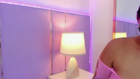 Sophy online show from 10-07-25, 11:51