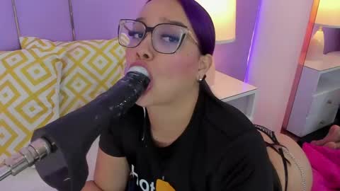 Sophy online show from 04-23-26, 11:53